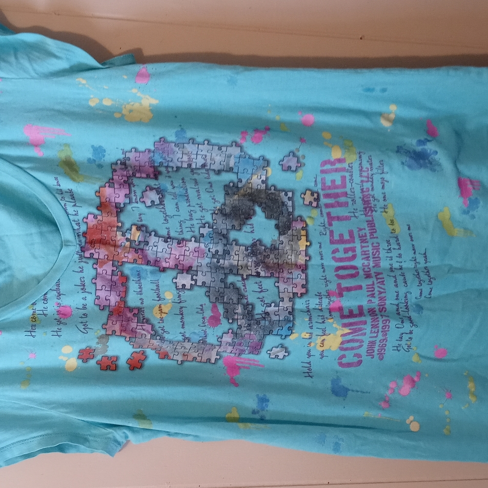 Oversize Shirt - Picture 2 of 6